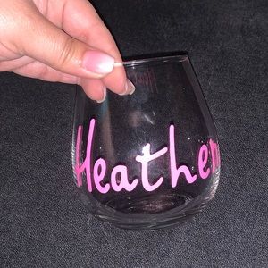 Wine glass with custom lettering